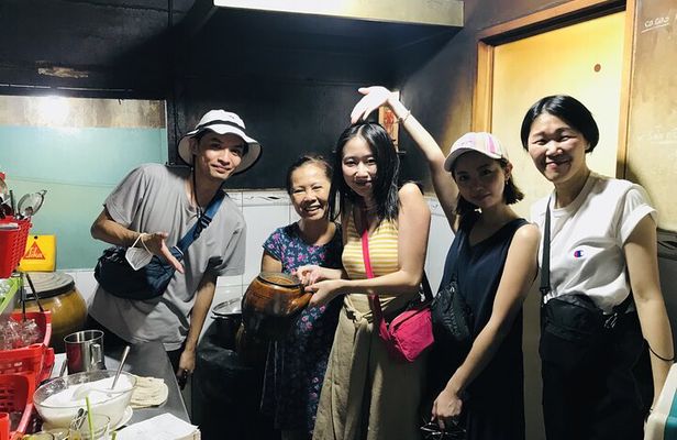 Ho Chi Minh City Signature Local Street Food by scooter Tour