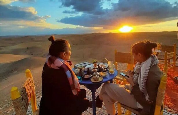 Agafay Sunset Escape: Quads, Camels & Dinner Under the Stars
