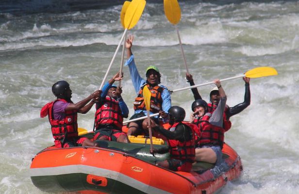 Whitewater Rafting Adventure on the Zambezi River, Victoria Falls Zimbabwe