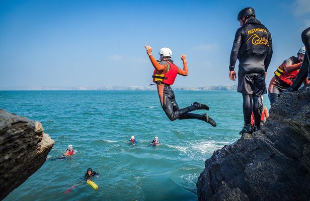 Private Family Coasteering Experience in Newquay 