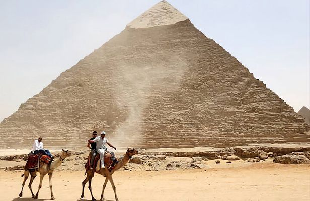 Pyramids and Sphinx Half-Day Private Guided Tour