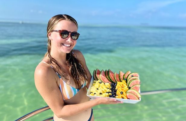 Reef Snorkel + Sandbar & Sunset Sail-Small Groups with Honest Eco