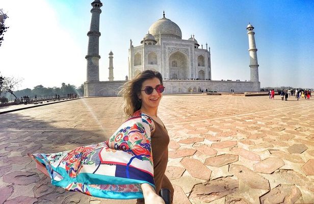 Private Sunrise Taj Mahal Day official Tour Guide & Car