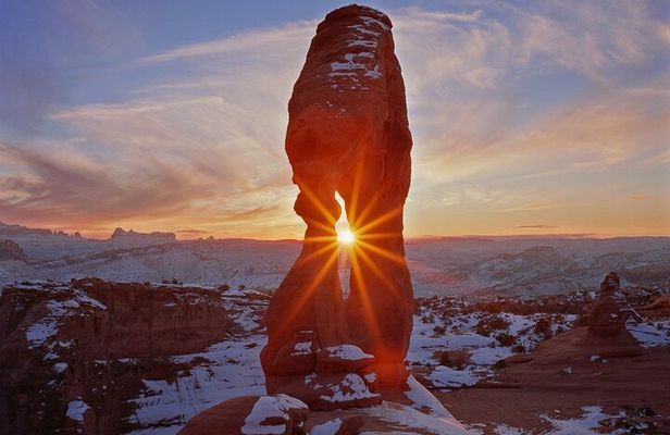 Utah Mighty 5 National Parks & Antelope Canyon 6 Day Tour