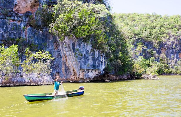 Los Haitises National Park, Montaña Redonda & Bacardi Island