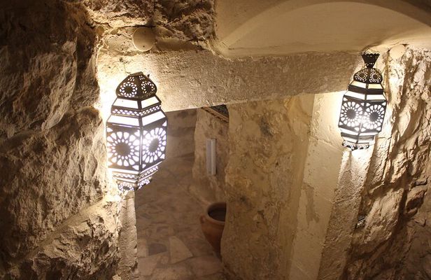Private Walking Tour in Madaba with Local Guide