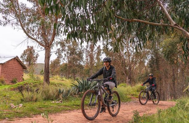 Cusco Biking Tour - MTB YUNCAYPATA + CEVICHE