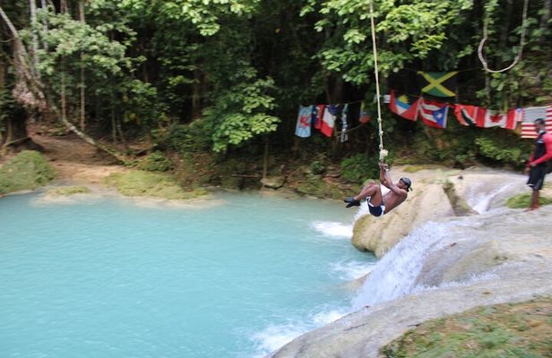 Full-Day Tour of Blue Hole and Dunn's River Falls with Pick Up