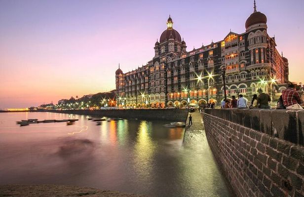 Experience the Vibrant and Exciting Nightlife of Mumbai