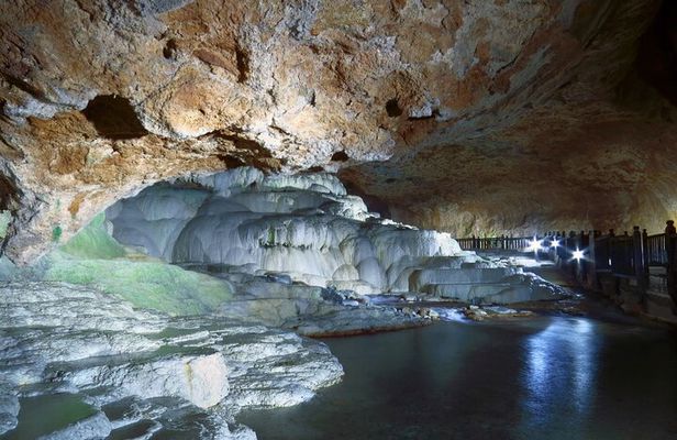 Daily Pamukkale and Kaklik Cave Tour with drop-off at Denizli Airport