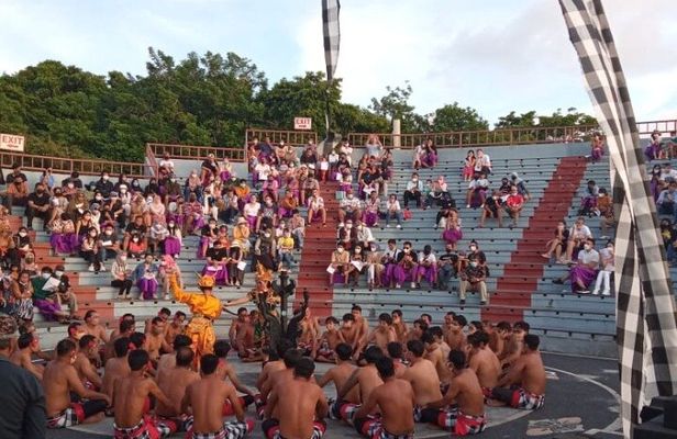 All Inclusive Kecak Dance and Uluwatu Temple Admission Ticket