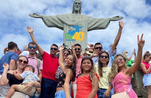 Christ the Redeemer and City Tour and lunch