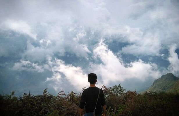 Mountain views and villages trek – 1 Day