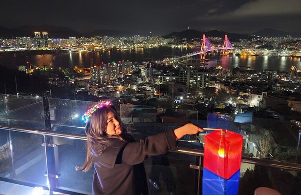 Visit Busan night market and enjoy the night view of Busan harbor
