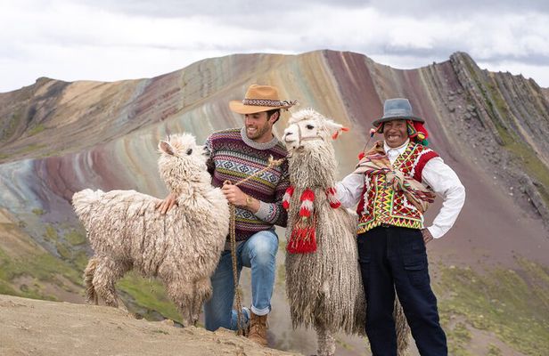 PRIVATE Palccoyo Rainbow Mountain tour