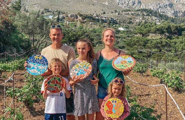 Karpathos Creative Workshop for Mosaic in the vineyard