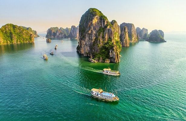 Full Day Halong Bay Tour with Lunch 