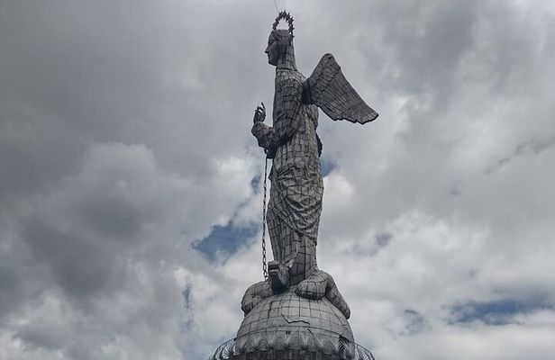 Quito, Latitude and Heritage