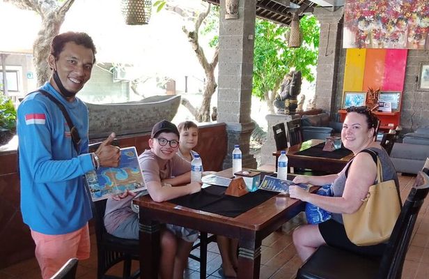 Blue Lagoon Snorkeling Kanto Lampo and Tegenungan Waterfall Tour