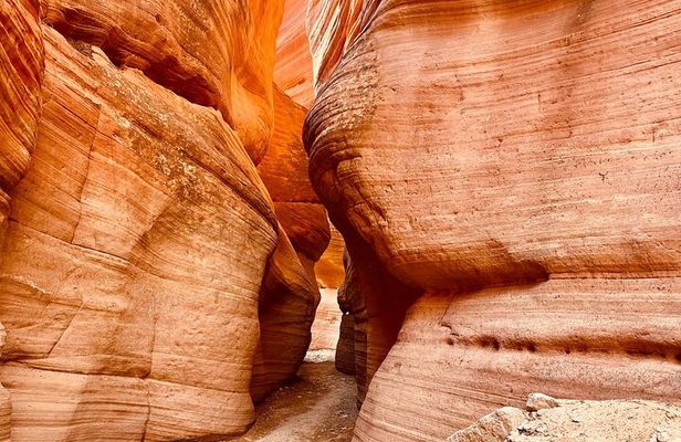 Private Guided Hike through Peekaboo Slot Canyon