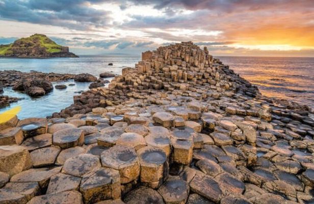 Full Day Private Giant's Causeway Tour