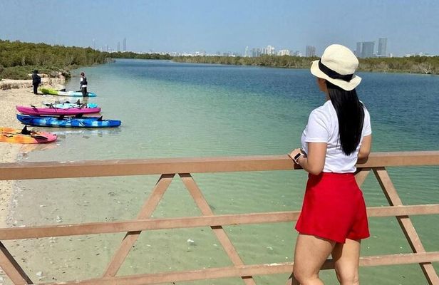 Private Kayak Adventure in Abu Dhabi