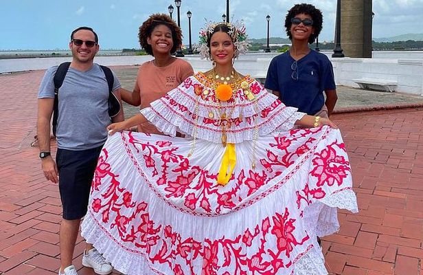 Panama Beyond (Secrets & Best City tour ever!)