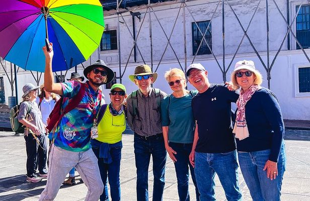 Quito Walking Experience Tour with Activities