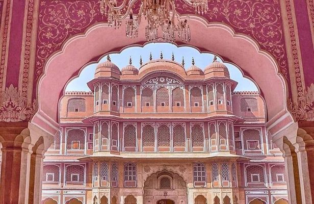 4 Days: Taj Mahal & Jaipur Tour From Delhi With 5 Star Hotels