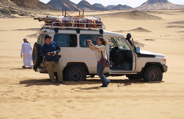 Budget Luxor Bedouin Desert Safari Tours by Jeep 4X4