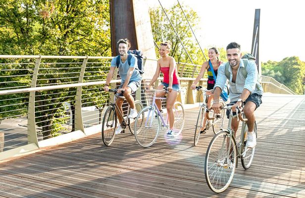Bike Tour of London - Top Attractions with Private Guide 