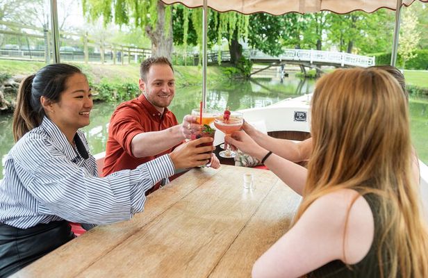 Evening Cocktail Cruise in Oxford