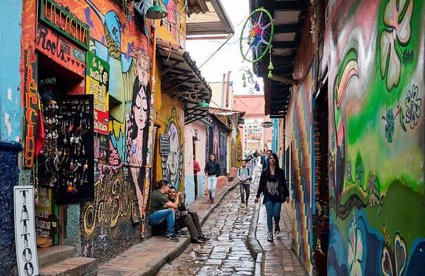 Private City Tour Bogota + Monserrate (+5Hrs)