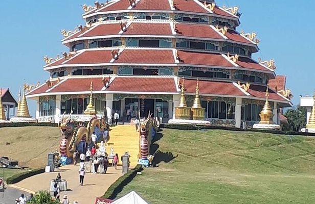 Best Places in Chiang Rai White, Blue, Big Buddha, Tea Plantation