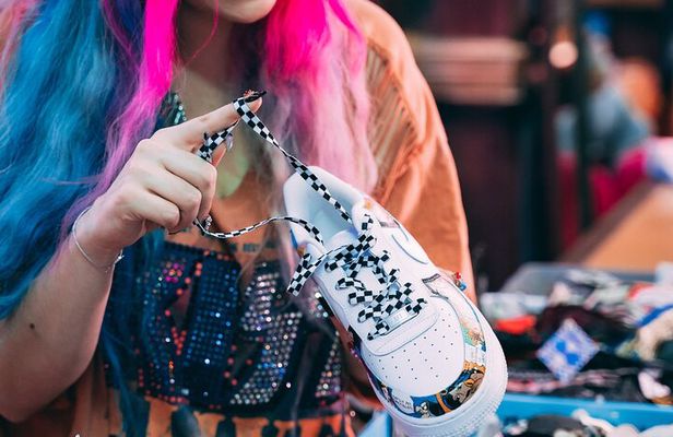 Custom Your Sneakers Into a Piece Of Art in Paris 