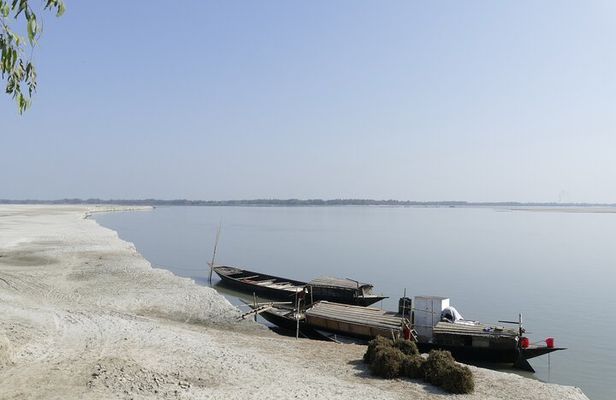 Private 4-Day Bangladesh Brahmaputra Village Tour from Dhaka