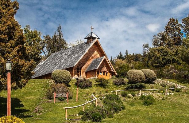 Journey through Bariloche: Circuito Grande Experience