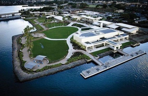 Pearl Harbor Tour (Guaranteed USS Arizona admission)