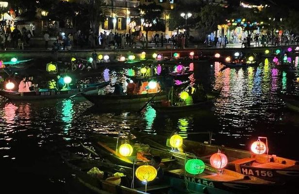 Guided Tour to Marble Mountains & Hoi An Walking Tour , Night Market, Boat Ride
