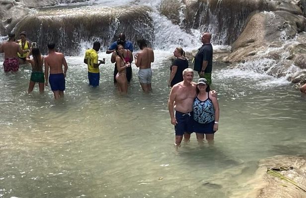 Dunn's River Falls and Blue Hole Private Transportation