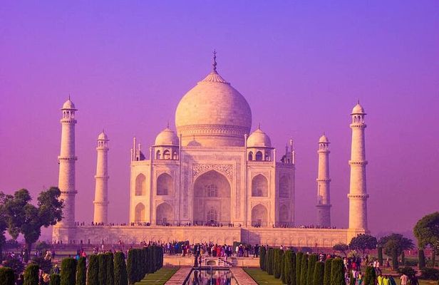 Sunset Taj Mahal and Agra Fort Half-Day Private Guided Tour