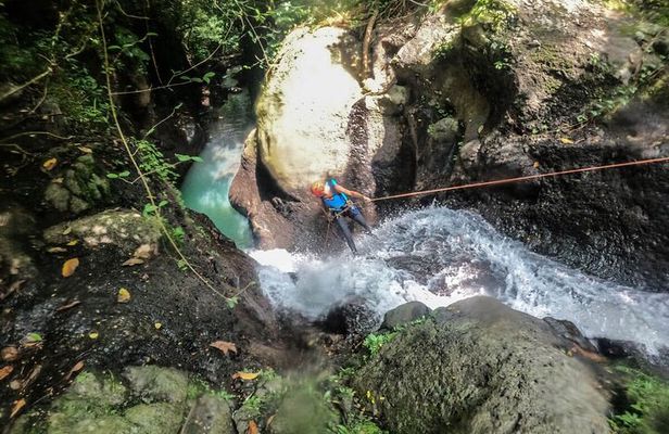 Canyoning Bali, Blue Gorge Canyon (Adventure, discovery, nature)