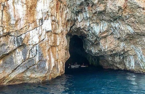 Private tour:Blue Cave,Mamula Island, Submarine Tunnel, Our Lady of the Rock(3h)