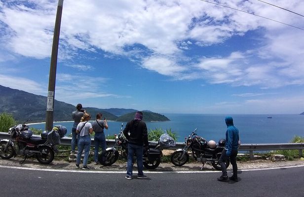 HAI VAN PASS MOTORBIKE TOUR - Top Gear Experience