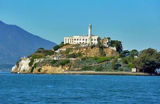 Alcatraz Muir Woods and Sausalito Express with Brunch Credit