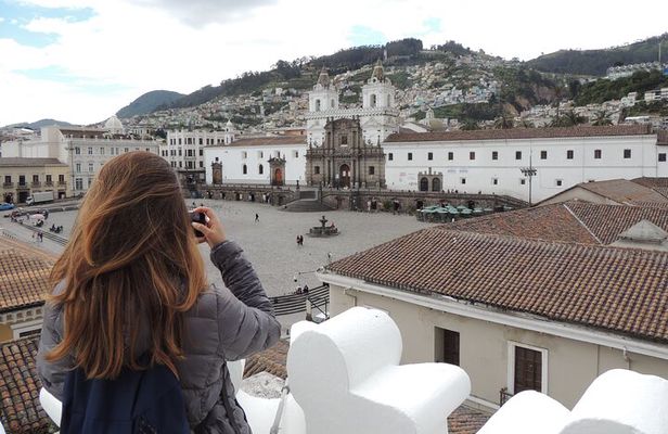 Middle of the World and Quito Private City Tour
