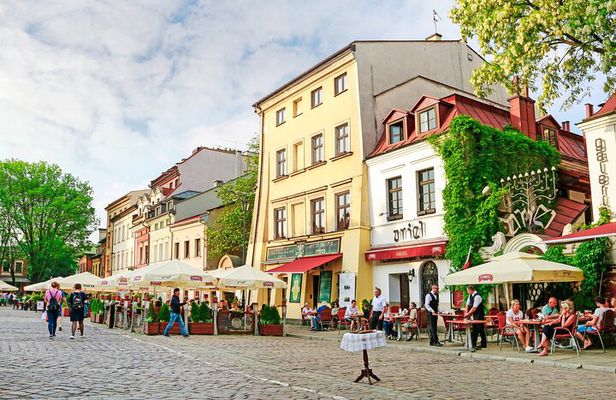 Tour via Kazimierz Quarter by Golf Cart with Schindler's Museum in Krakow