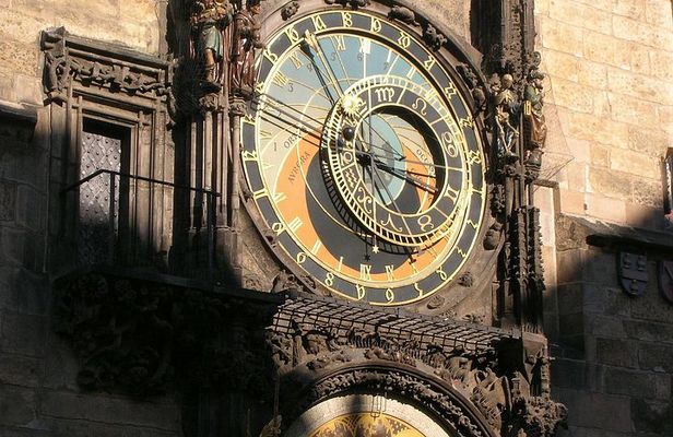 Private Prague City Highlights Tour with a Stop at a Czech Cafe