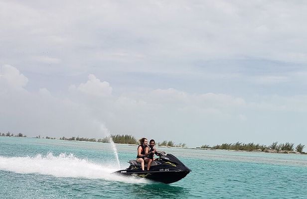 Jet Ski Shipwreck and Private Island Excursion