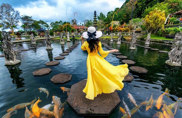 Bali Private Tour Lempuyang Temple Gate of Heaven